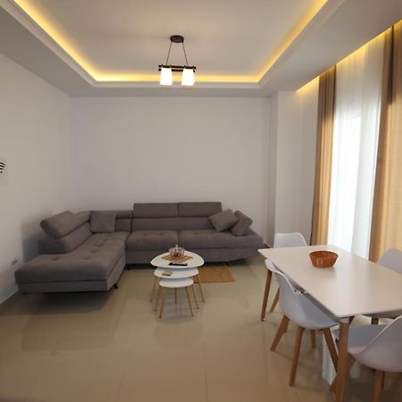 Deda Apartments Sarande Exterior photo