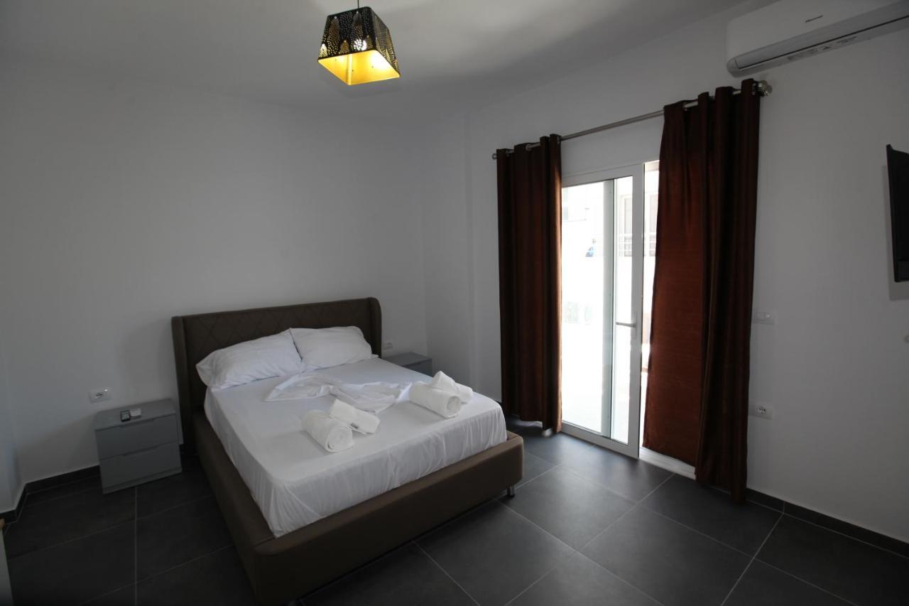 Deda Apartments Sarande Exterior photo