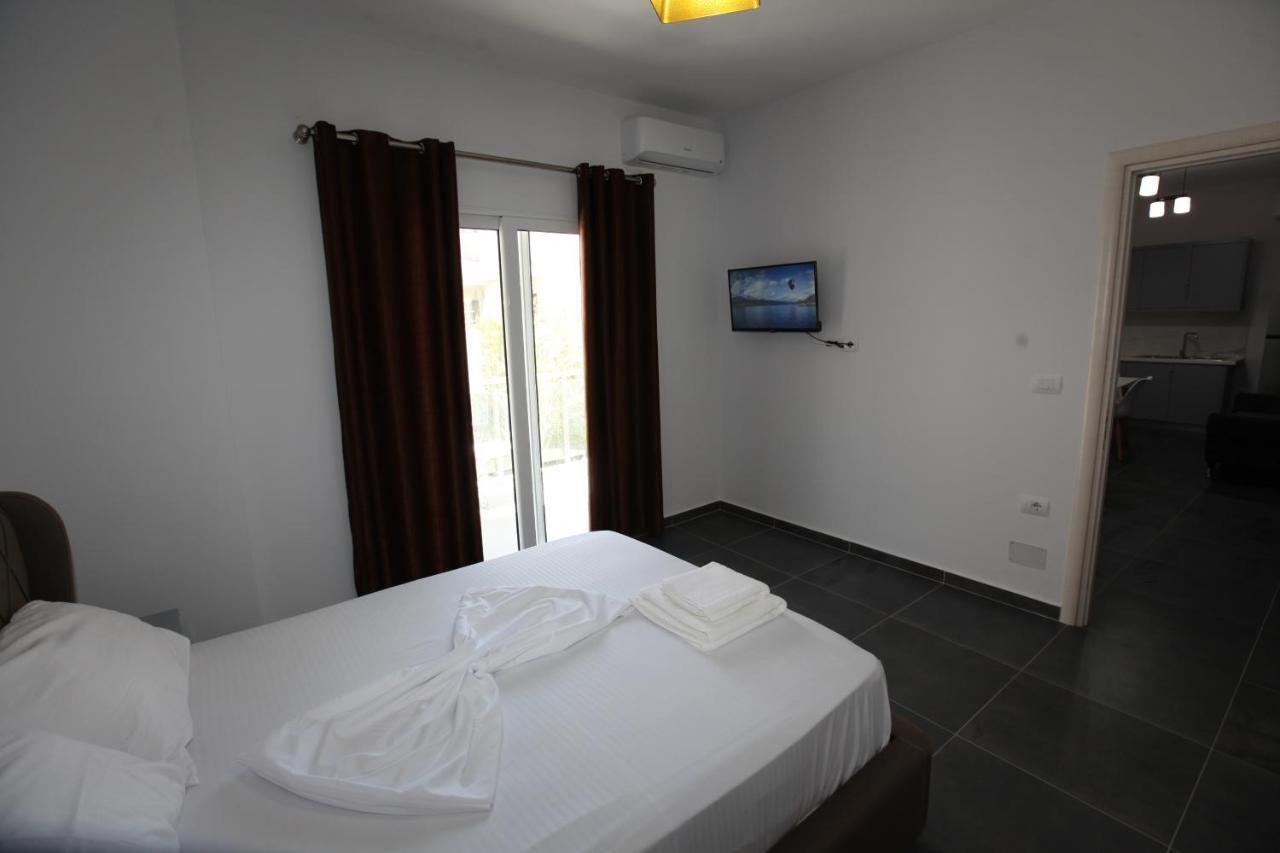 Deda Apartments Sarande Exterior photo