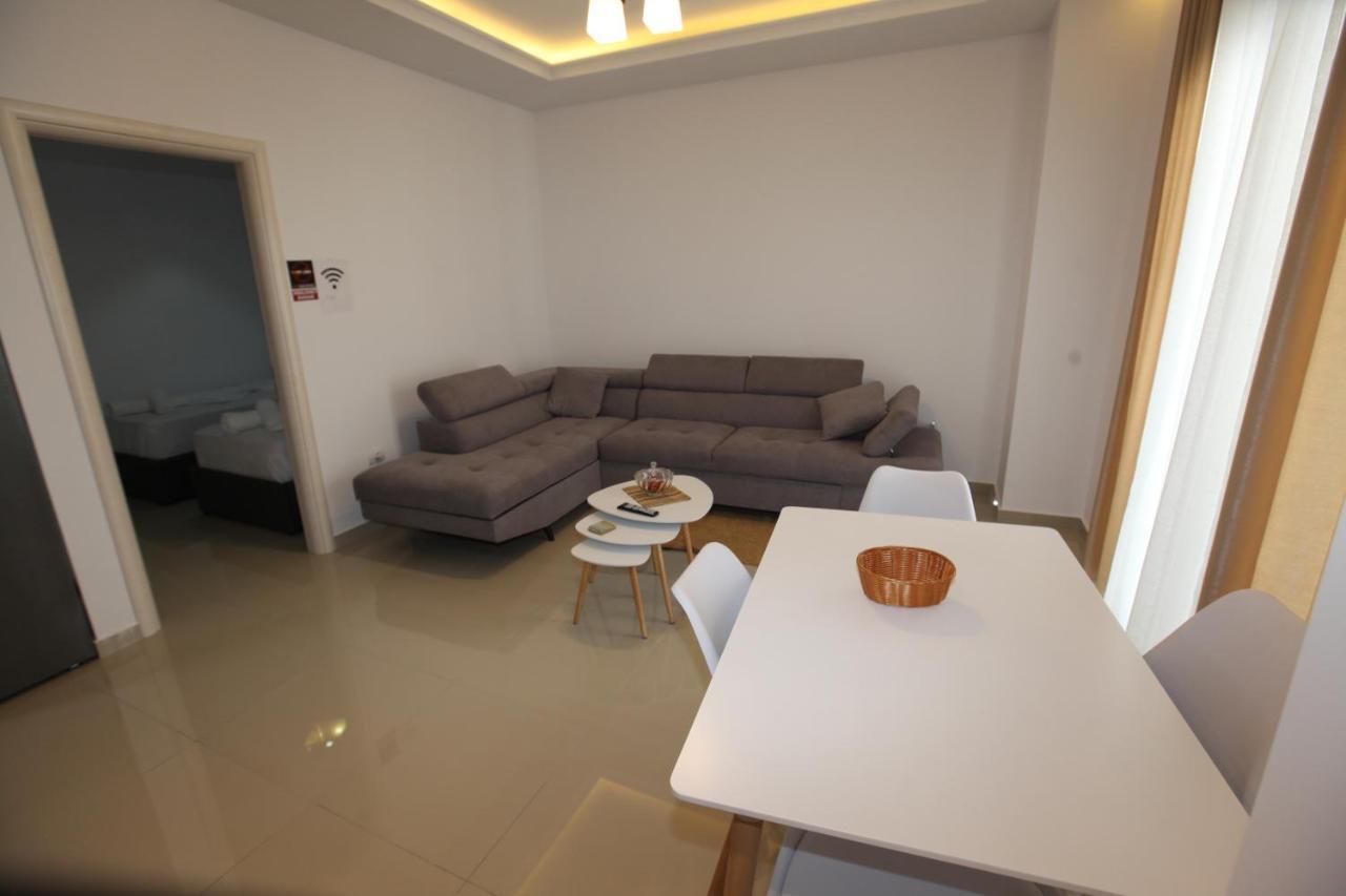 Deda Apartments Sarande Exterior photo