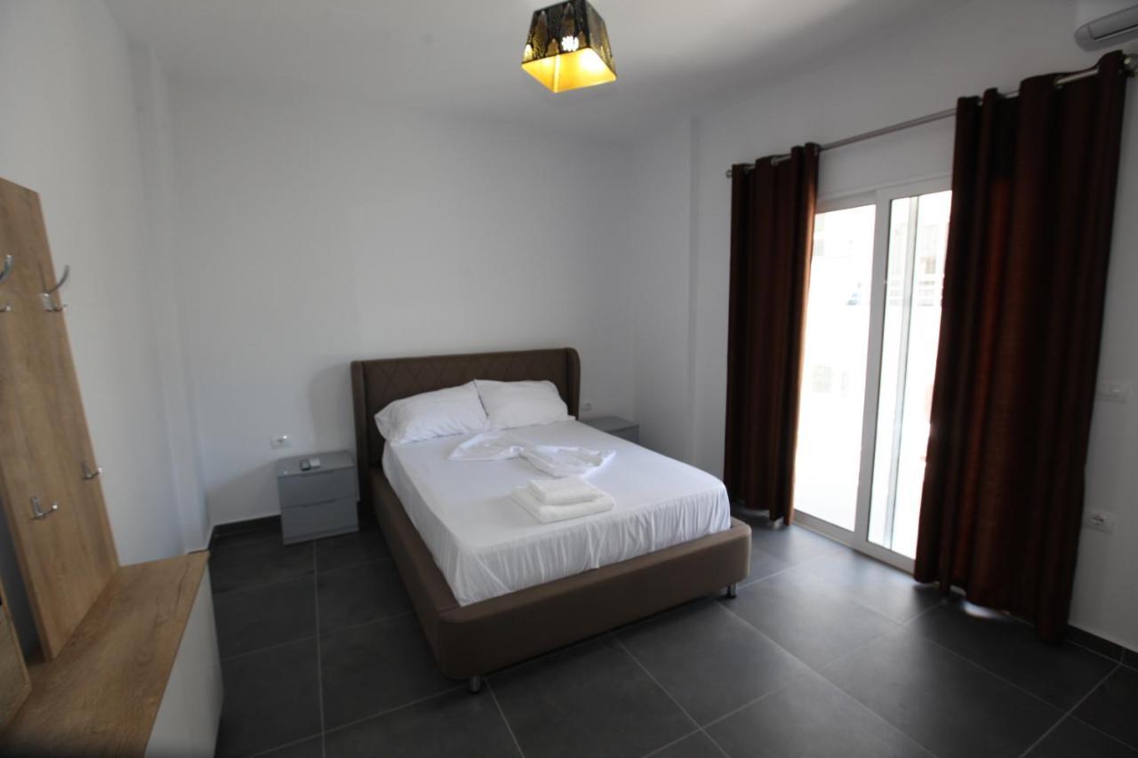 Deda Apartments Sarande Exterior photo