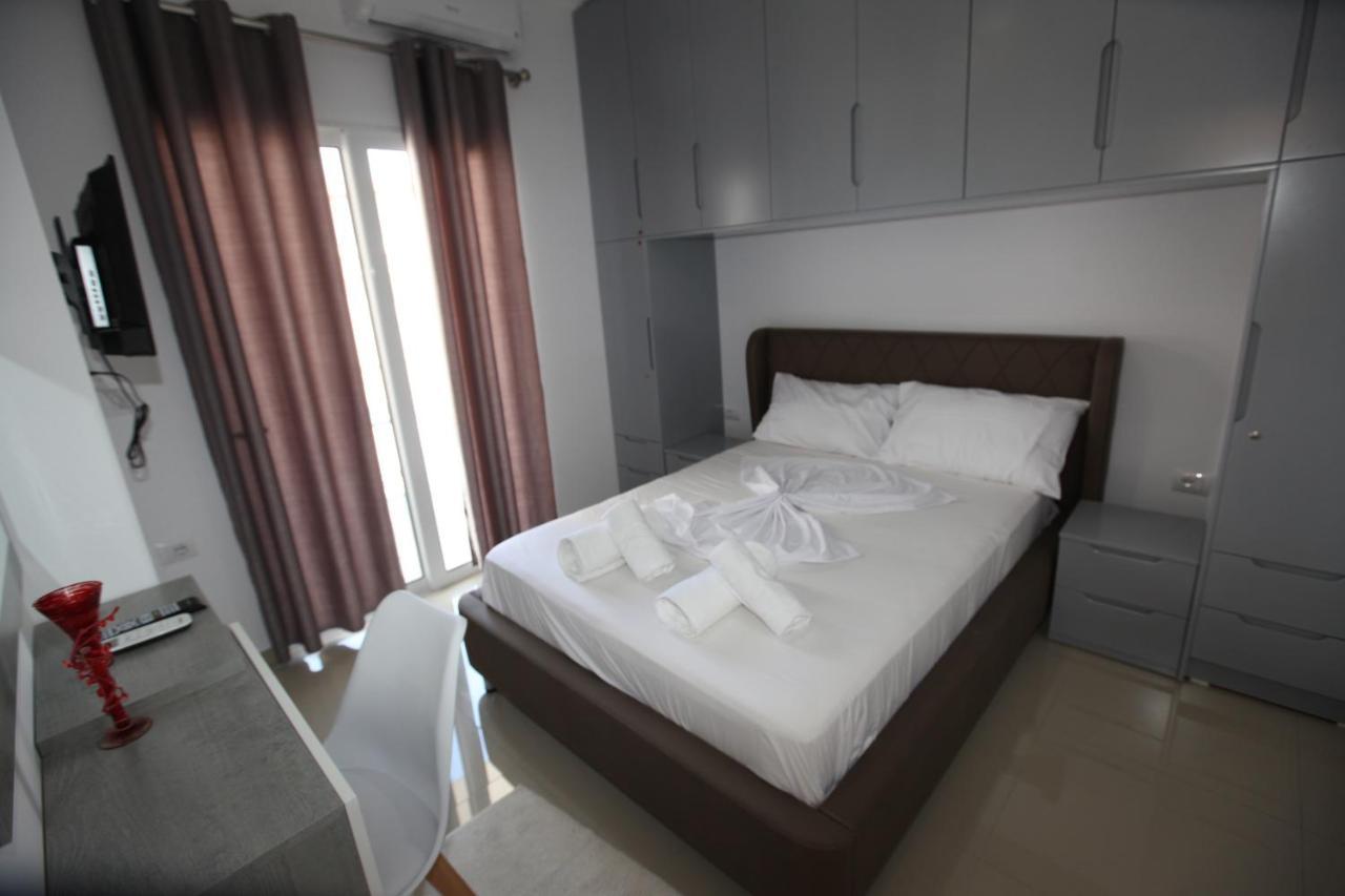 Deda Apartments Sarande Exterior photo