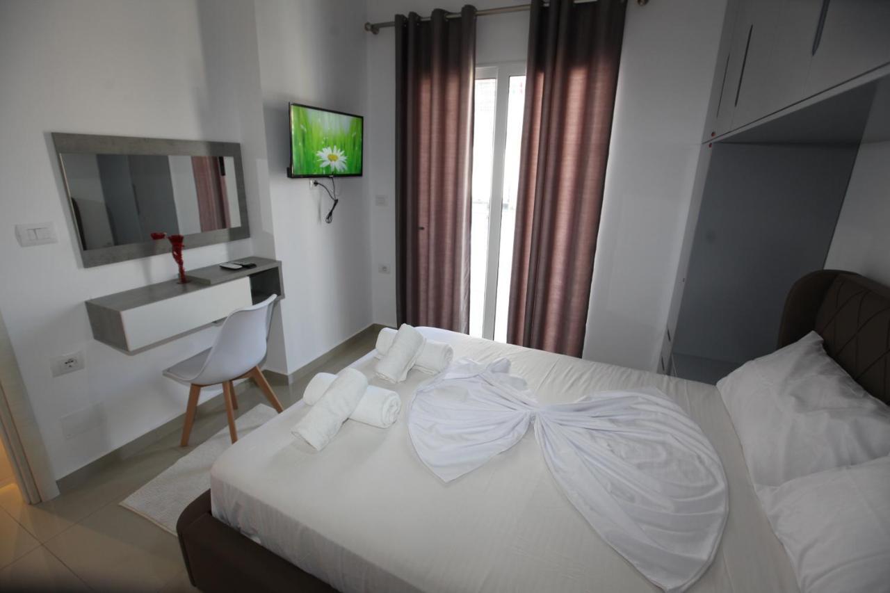 Deda Apartments Sarande Exterior photo